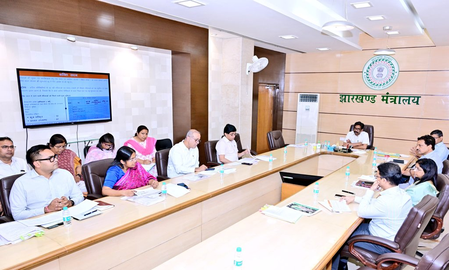 महिला-बाल विकास से लेकर कल्याण योजनाओं तक सीएम सोरेन ने की व्यापक समीक्षा, अधिकारियों को दिए निर्देश