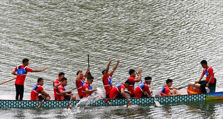 एशियाई बीच गेम्स  चीन ने ड्रैगन बोट स्पर्धा में पांच स्वर्ण पदक जीते