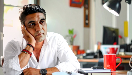 स्वानंद किरकिरे निर्देशक बनने का सपना रह गया अधूरा, गीतकार बनकर दो बार लिया राष्ट्रीय फिल्म पुरस्कार