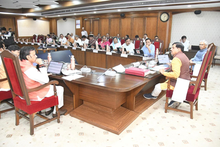 मध्य प्रदेश मंत्रिपरिषद की बैठक में विकास योजनाओं के लिए 26 हजार 800 करोड़ रुपए की स्वीकृति