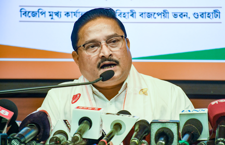 असम भाजपा प्रदेश अध्यक्ष ने कार्यकर्ताओं को दी चेतावनी, सोशल मीडिया पर ना करें अपशब्दों का इस्तेमाल