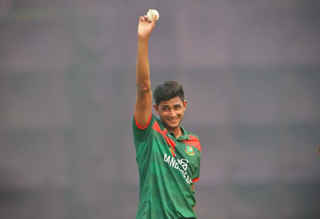 पीएसएल 2026 का फाइनल खेलेंगे नाहिद राणा, बीसीबी से मिली एनओसी