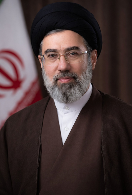 ईरान के सर्वोच्च नेता ने फारस की खाड़ी में अमेरिका बिना नई शुरुआत का किया दावा