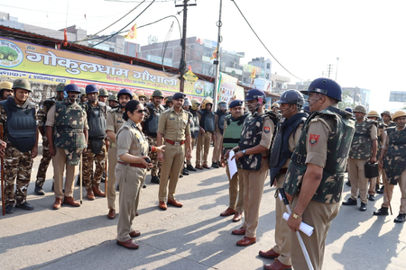 गौतमबुद्धनगर में कड़ी सुरक्षा के बीच शांतिपूर्ण माहौल में मनाया गया मजदूर दिवस