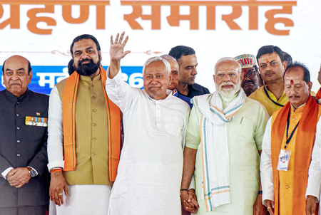 एनडीए के नेताओं ने कहा, बिहार में डबल इंजन की सरकार में तेज गति से होगा विकास