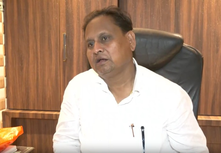 मौका मिला तो पीएम मोदी को जरूर झालमुड़ी खिलाऊंगा  हुमायूं कबीर
