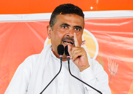 सुवेंदु अधिकारी का दावा, भाजपा से जुड़े होने की वजह से पीए चंद्रनाथ की हत्या, टीएमसी पर लगाए गंभीर आरोप