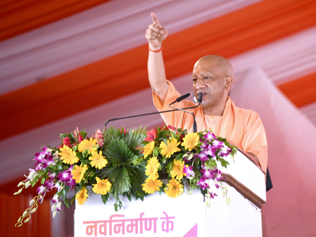 पहले सरकारों का धन कब्रिस्तान की बाउंड्री वॉल, कब्जों और जातीय-साम्प्रदायिक तुष्टीकरण में खर्च होता था सीएम योगी