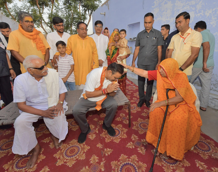 Rajasthan CM reaches out to villagers in Ajmer's Kadel, announces key development steps