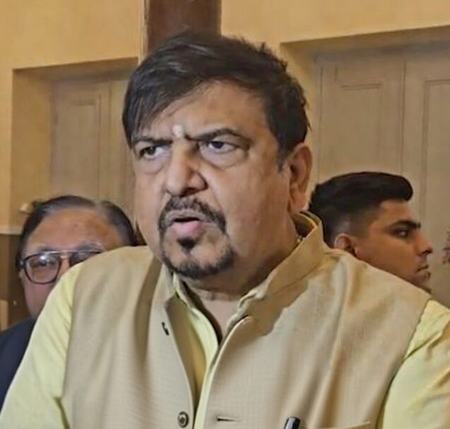 ईडी की बड़ी कार्रवाई नगर पालिका भर्ती घोटाले में तृणमूल नेता सुजीत बोस को किया गिरफ्तार ईडी की बड़ी कार्रवाई नगर पालिका भर्ती घोटाले में तृणमूल नेता सुजीत बोस को किया गिरफ्तार