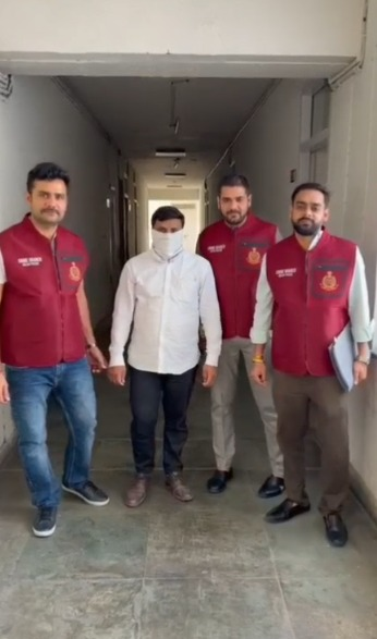 Delhi Crime Branch arrests dentist-turned property fraudster in Rs 1 Crore multi-victim scam Delhi Crime Branch arrests dentist-turned property fraudster in Rs 1 Crore multi-victim scam