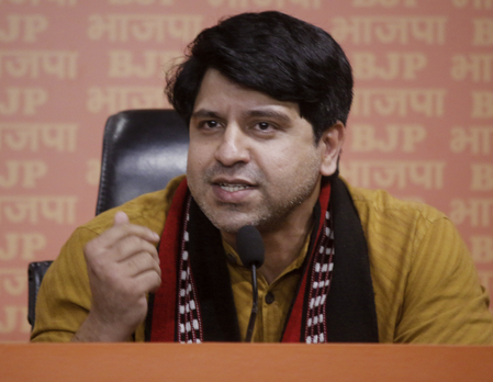 आबकारी नीति मामले में अरविंद केजरीवाल की बढ़ीं मुश्किलें, भाजपा ने साधा निशाना आबकारी नीति मामले में अरविंद केजरीवाल की बढ़ीं मुश्किलें, भाजपा ने साधा निशाना