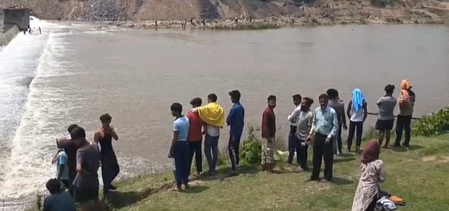 झारखंडः रामगढ़ में दामोदर नदी में नहाने गए दो किशोरों की डूबने से मौत