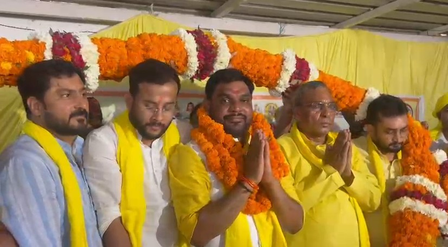 अजीत सिंह हत्याकांड के आरोपी प्रदीप सिंह कबूतरा ने ज्वाइन की सुभासपा अजीत सिंह हत्याकांड के आरोपी प्रदीप सिंह कबूतरा ने ज्वाइन की सुभासपा