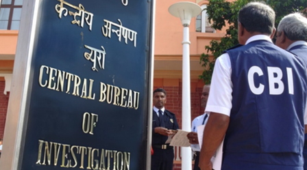 नीट पेपर लीक मामले में जांच के लिए नागपुर पहुंची सीबीआई टीम नीट पेपर लीक मामले में जांच के लिए नागपुर पहुंची सीबीआई टीम