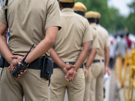 मध्य प्रदेश सिंगरौली से अपहृत 2 वर्षीय मासूम बालिका झारखंड से बरामद मध्य प्रदेश सिंगरौली से अपहृत 2 वर्षीय मासूम बालिका झारखंड से बरामद