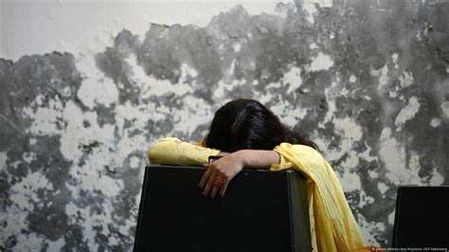 Pakistan: Christian girl abducted, converted to Islam and married to 41-year-old Muslim man Pakistan: Christian girl abducted, converted to Islam and married to 41-year-old Muslim man