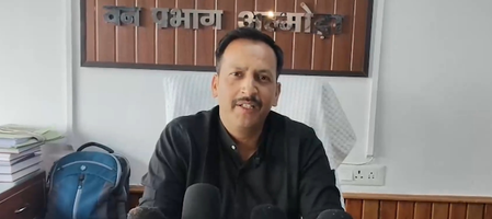 उत्तराखंड में तापमान बढ़ने से बढ़ा जंगलों में आग का खतरा डीएफओ प्रदीप कुमार उत्तराखंड में तापमान बढ़ने से बढ़ा जंगलों में आग का खतरा डीएफओ प्रदीप कुमार