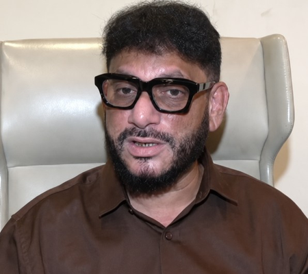 बांद्रा पहुंचे वारिस पठान बोले, 400 परिवारों के आशियाने तोड़े गए, मानसून से पहले मिले वैकल्पिक आवास बांद्रा पहुंचे वारिस पठान बोले, 400 परिवारों के आशियाने तोड़े गए, मानसून से पहले मिले वैकल्पिक आवास