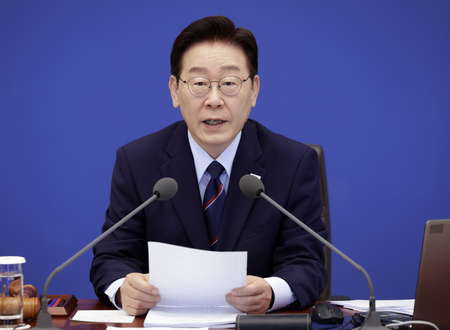 South Korean President calls for stepped-up efforts to acquire nuclear-powered submarines South Korean President calls for stepped-up efforts to acquire nuclear-powered submarines