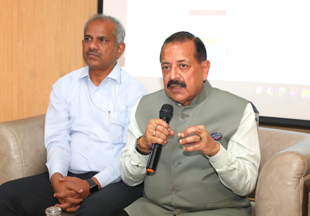 दिल्ली आईजीआई एयरपोर्ट पर शुरू हुई देश की पहली उन्नत एविएशन मौसम निगरानी प्रणाली