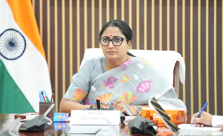 दिल्ली सरकार की कार्रवाई, दवा खरीद एजेंसी में अनियमितताओं पर सात अधिकारी-कर्मचारी निलंबित