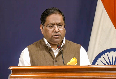 भारत ने किया अपने नागरिकों के लिए ट्रांजिट वीजा की अनिवार्यता खत्म करने के जर्मनी के फैसले का स्वागत भारत ने किया अपने नागरिकों के लिए ट्रांजिट वीजा की अनिवार्यता खत्म करने के जर्मनी के फैसले का स्वागत