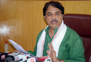 Siddaramaiah left bankrupt state for Shivakumar, focused on post for son: K'taka BJP leader