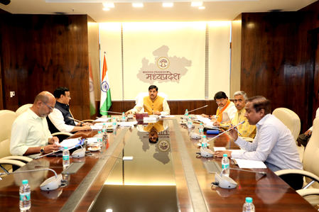 मेट्रो रेल यात्रियों की संख्या बढ़ाने के लिए पर्यटन विभाग का लें सहयोग सीएम मोहन यादव