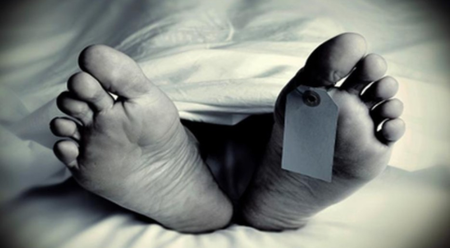 महाराष्ट्र कुरार अप्पा पाड़ा में दिनदहाड़े चाकूबाजी, एक युवक की मौत, तीन घायल महाराष्ट्र कुरार अप्पा पाड़ा में दिनदहाड़े चाकूबाजी, एक युवक की मौत, तीन घायल