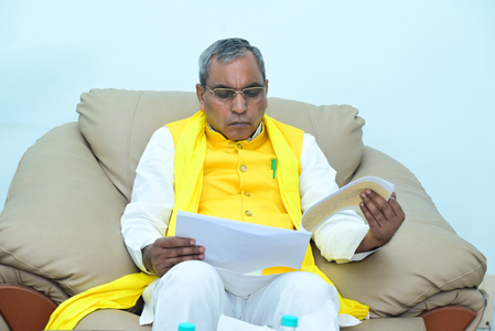 डिजिटल लाइब्रेरी से ज्ञान, जियो-टैगिंग से पेयजल निगरानी; गांवों के कायाकल्प पर राजभर का जोर डिजिटल लाइब्रेरी से ज्ञान, जियो-टैगिंग से पेयजल निगरानी; गांवों के कायाकल्प पर राजभर का जोर