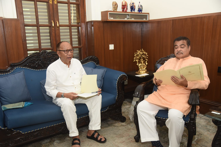 मणिपुर के मुख्यमंत्री की केंद्रीय मंत्री नितिन गडकरी से मुलाकात, हाईवे प्रोजेक्ट्स के लिए जल्द मंजूरी मांगी मणिपुर के मुख्यमंत्री की केंद्रीय मंत्री नितिन गडकरी से मुलाकात, हाईवे प्रोजेक्ट्स के लिए जल्द मंजूरी मांगी