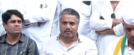 किसानों की कर्जमाफी के लिए 12 जून को करेंगे आंदोलन रोहित पवार किसानों की कर्जमाफी के लिए 12 जून को करेंगे आंदोलन रोहित पवार