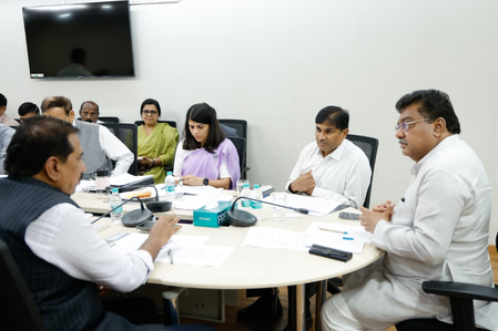 कर्नाटक औद्योगिक क्षेत्र विकास बोर्ड पूरी तरह से डिजिटल होगा, मंत्री ने 100 दिन की समय-सीमा तय की कर्नाटक औद्योगिक क्षेत्र विकास बोर्ड पूरी तरह से डिजिटल होगा, मंत्री ने 100 दिन की समय-सीमा तय की
