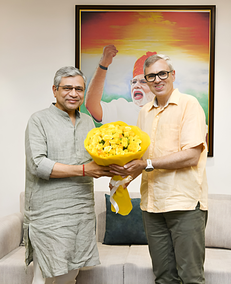अनंतनाग में वंदे भारत एक्सप्रेस का नया ठहराव, यात्रियों, व्यापारियों को मिलेगा लाभ अश्विनी वैष्णव अनंतनाग में वंदे भारत एक्सप्रेस का नया ठहराव, यात्रियों, व्यापारियों को मिलेगा लाभ अश्विनी वैष्णव
