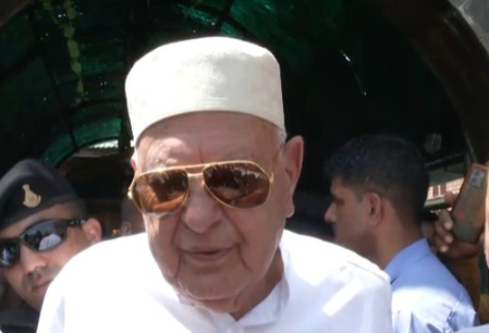 फारूक अब्दुल्ला ने पीओके में हिंसा पर पाकिस्तान पर साधा निशाना, यूएन से जांच की अपील फारूक अब्दुल्ला ने पीओके में हिंसा पर पाकिस्तान पर साधा निशाना, यूएन से जांच की अपील