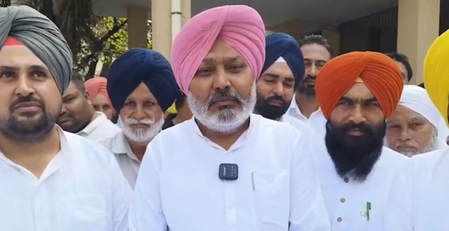 हसन प्रीत को मेयर चुने जाने पर मंत्री हरपाल सिंह चीमा ने दी बधाई हसन प्रीत को मेयर चुने जाने पर मंत्री हरपाल सिंह चीमा ने दी बधाई
