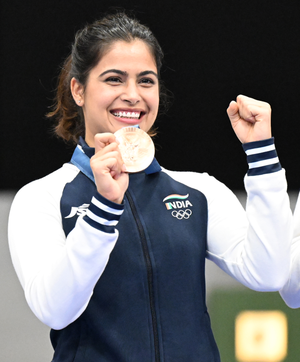 एशियन गेम्स मनु भाकर भारत की 30 सदस्यीय शूटिंग टीम में मुख्य खिलाड़ी एशियन गेम्स मनु भाकर भारत की 30 सदस्यीय शूटिंग टीम में मुख्य खिलाड़ी