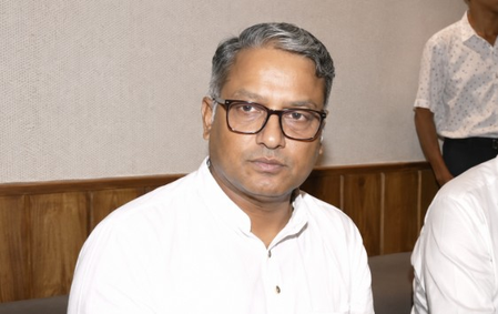 पीएम-सेतु योजना से बंगाल के युवाओं को मिलेगा रोजगार, अगले पांच वर्षों में हजारों करोड़ रुपए का होगा निवेश जगन्नाथ चट्टोपाध्याय पीएम-सेतु योजना से बंगाल के युवाओं को मिलेगा रोजगार, अगले पांच वर्षों में हजारों करोड़ रुपए का होगा निवेश जगन्नाथ चट्टोपाध्याय
