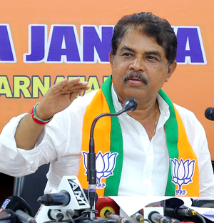 Karnataka BJP demands CBI probe into alleged irregularities in solid waste management tender
