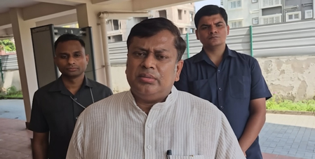 सुकांत मजूमदार बोले- लगभग 5,000 बांग्लादेशी नागरिकों को वापस भेजा गया सुकांत मजूमदार बोले- लगभग 5,000 बांग्लादेशी नागरिकों को वापस भेजा गया