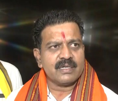 भाजपा राज में सुरक्षा, सुशासन और राष्ट्रीय गौरव के क्षेत्र में भारत ने स्थापित किए नए मानक डिप्टी सीएम विजय शर्मा भाजपा राज में सुरक्षा, सुशासन और राष्ट्रीय गौरव के क्षेत्र में भारत ने स्थापित किए नए मानक डिप्टी सीएम विजय शर्मा