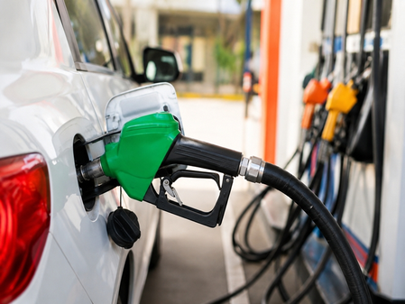 OMC under-recoveries decline 83 pc to Rs 3 per litre on petrol OMC under-recoveries decline 83 pc to Rs 3 per litre on petrol