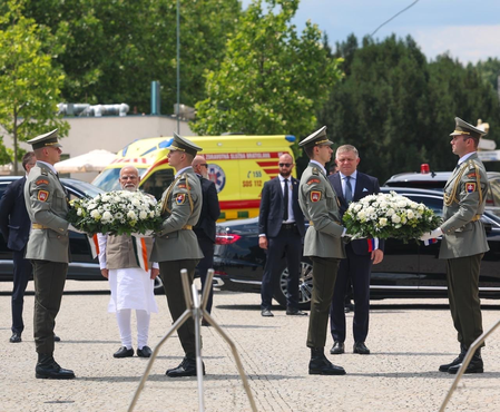PM Modi, Slovakian counterpart Fico pay tributes at Tomb of Unknown Soldier in Bratislava PM Modi, Slovakian counterpart Fico pay tributes at Tomb of Unknown Soldier in Bratislava