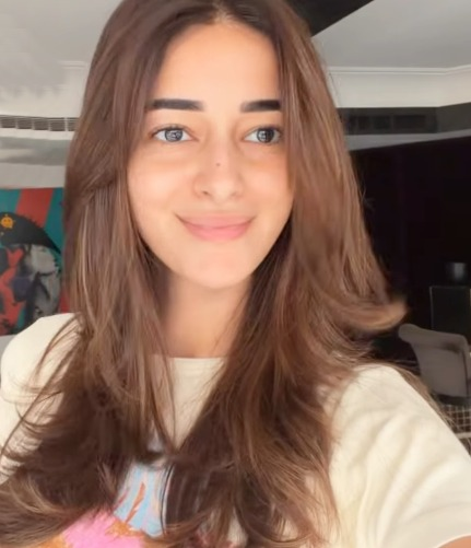 Ananya Panday flaunts her new summer hair Ananya Panday flaunts her new summer hair