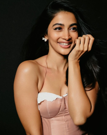 Pooja Hegde aces walking backwards on a treadmill in style Pooja Hegde aces walking backwards on a treadmill in style