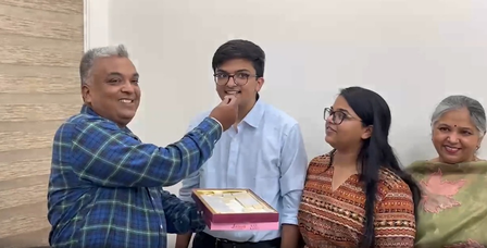 सीए फाइनल मई 2026 रिजल्ट नूर सिंगला बने ऑल इंडिया टॉपर, पंजाब के सीएम मान ने दी बधाई सीए फाइनल मई 2026 रिजल्ट नूर सिंगला बने ऑल इंडिया टॉपर, पंजाब के सीएम मान ने दी बधाई
