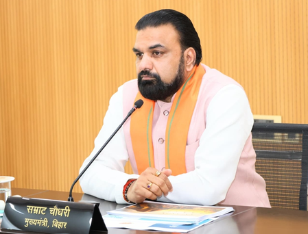 बिहार में बड़े पैमाने पर आईपीएस अधिकारियों का तबादला, कई जिलों के एसपी भी बदले बिहार में बड़े पैमाने पर आईपीएस अधिकारियों का तबादला, कई जिलों के एसपी भी बदले