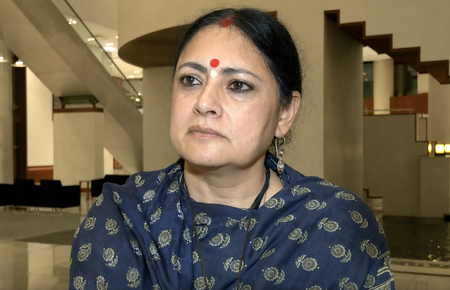 अरूप बिस्वास पर अंडा फेंकना जनता के गुस्से का परिणाम अग्निमित्रा पॉल अरूप बिस्वास पर अंडा फेंकना जनता के गुस्से का परिणाम अग्निमित्रा पॉल