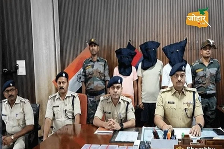 जामताड़ा में साइबर ठगी के मामले में तीन गिरफ्तार, 9 मोबाइल और 22 सिम कार्ड बरामद जामताड़ा में साइबर ठगी के मामले में तीन गिरफ्तार, 9 मोबाइल और 22 सिम कार्ड बरामद